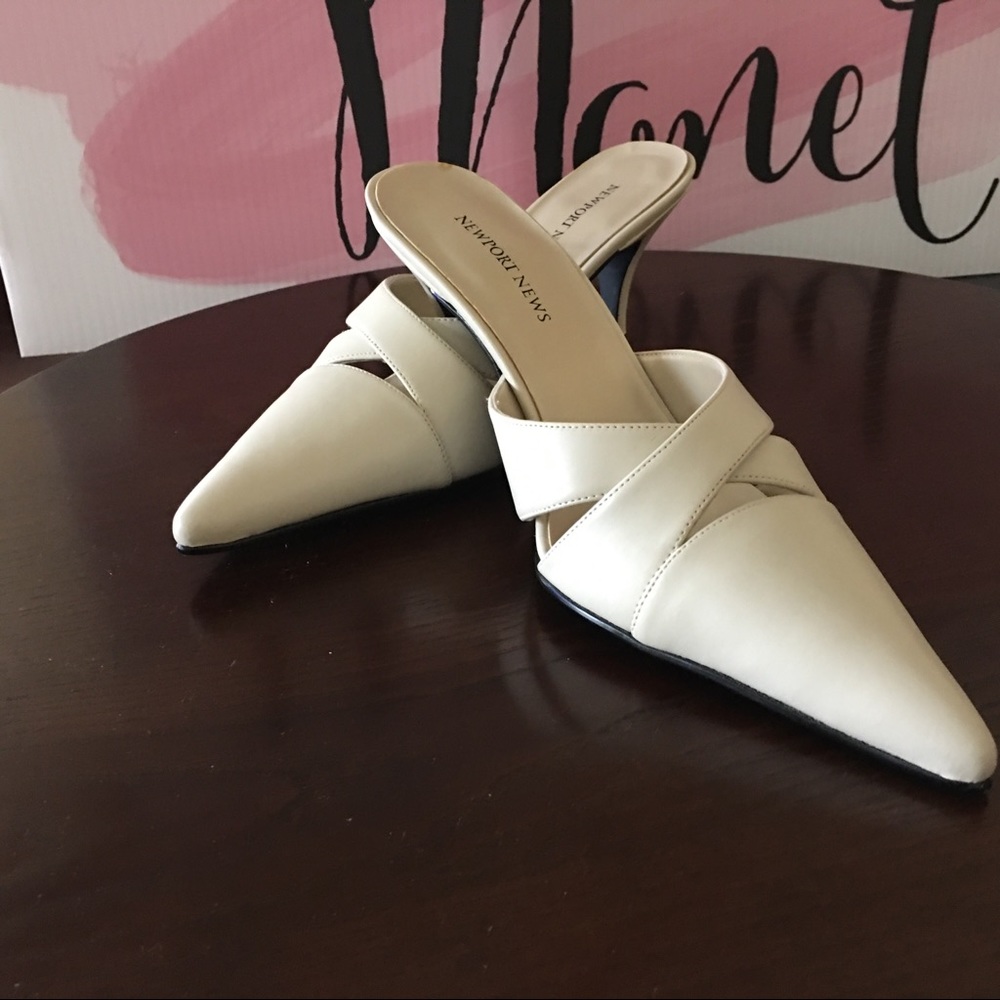 Newport News Cream 3 inch Mules.